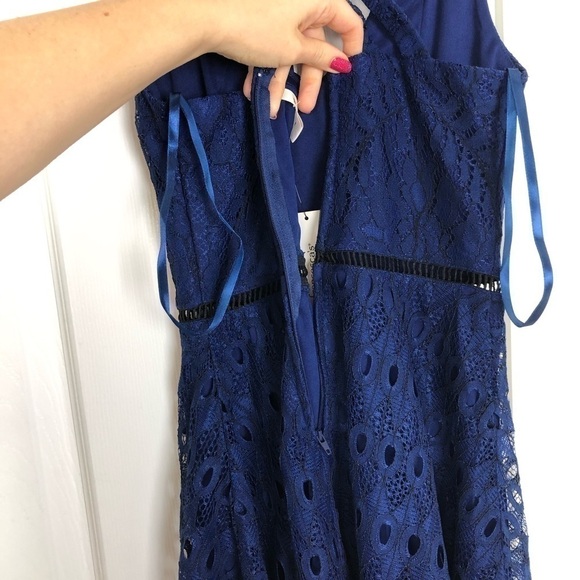 New Francesca’s Elsie Lace Fit and Flare dress - Picture 4 of 8